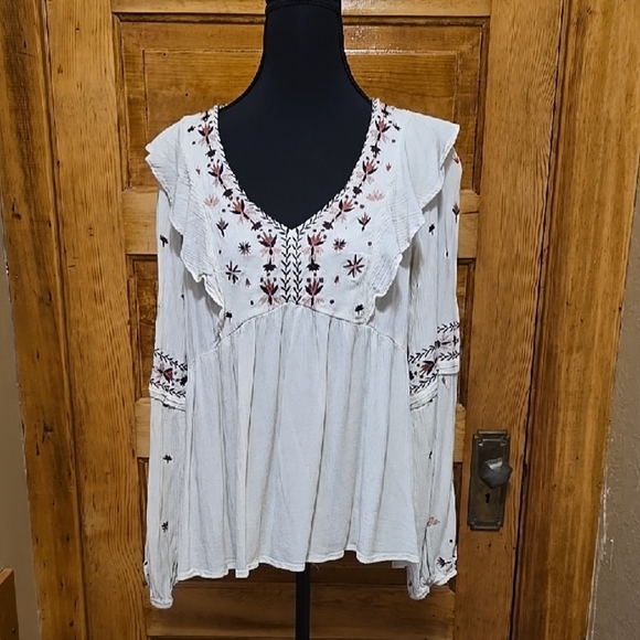 Knox Rose Tops - Knox Rose Long Sleeve Cream Embroidered Peasant Blouse L